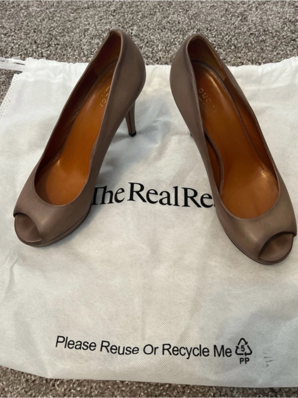 Gucci Taupe Peep-Toe High Heels size 38
